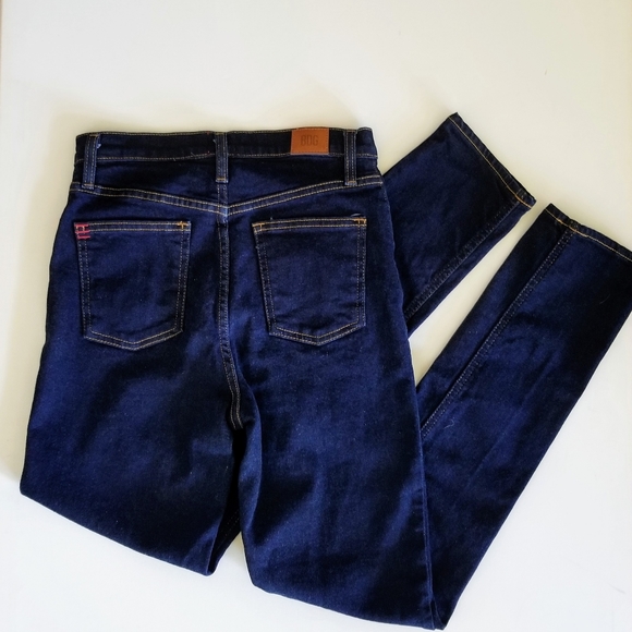 BDG Denim - BDG (Urban Outfitters) Girl-Friend High Rise Jeans